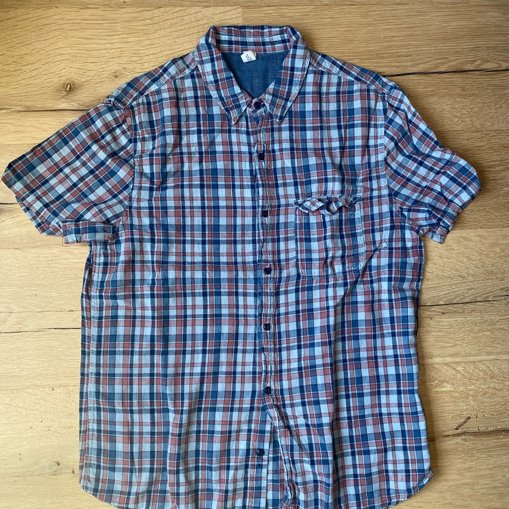 Men's Blue and Red Plaid Short sleeve button down
